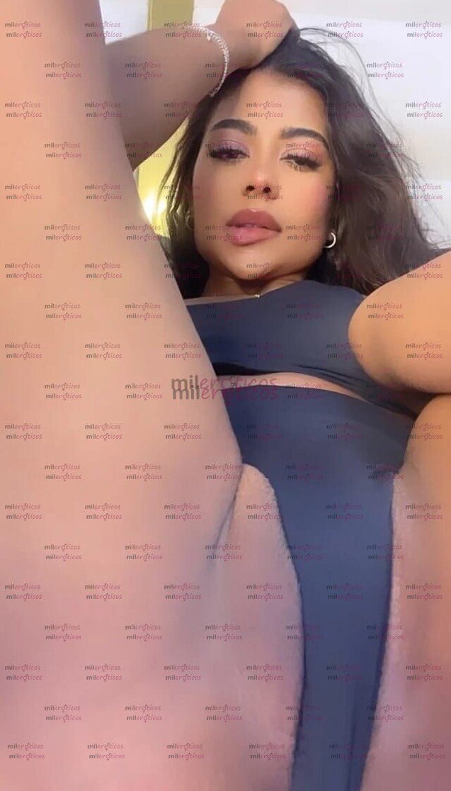 FOTOS DE JOVENCITA CUERPO DE GYM COMPLACIENTE Y DIVERTIDA BRINDO ORAL AL NATURAL Y BESOS