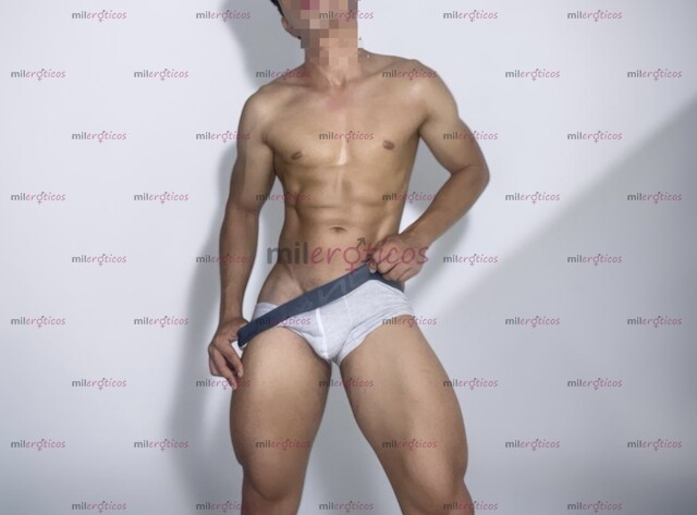 FOTOS DE POLLO UNIVERSITARIO DISCRETO , DISPONIBLE 24H