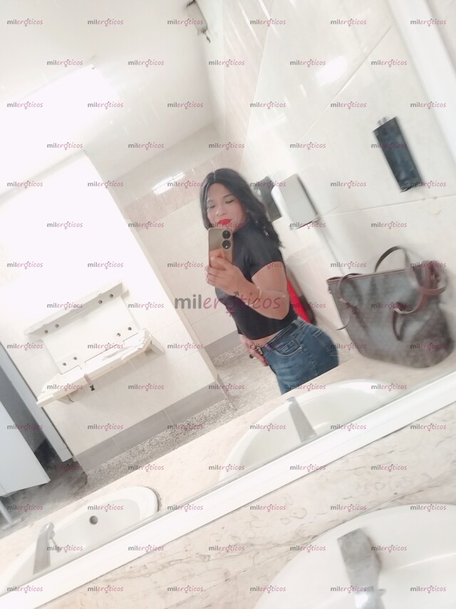 FOTOS DE HOLA CHICA TV SUPER CARIÑOSA AMABLE Y ARDIENTE PARA COMPLACERTE