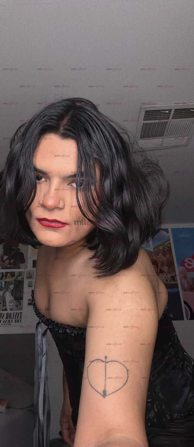 FOTOS DE MAESTRA DE INGLES TRAVESTI QUE LE ENCANTA TRAGAR LECHE