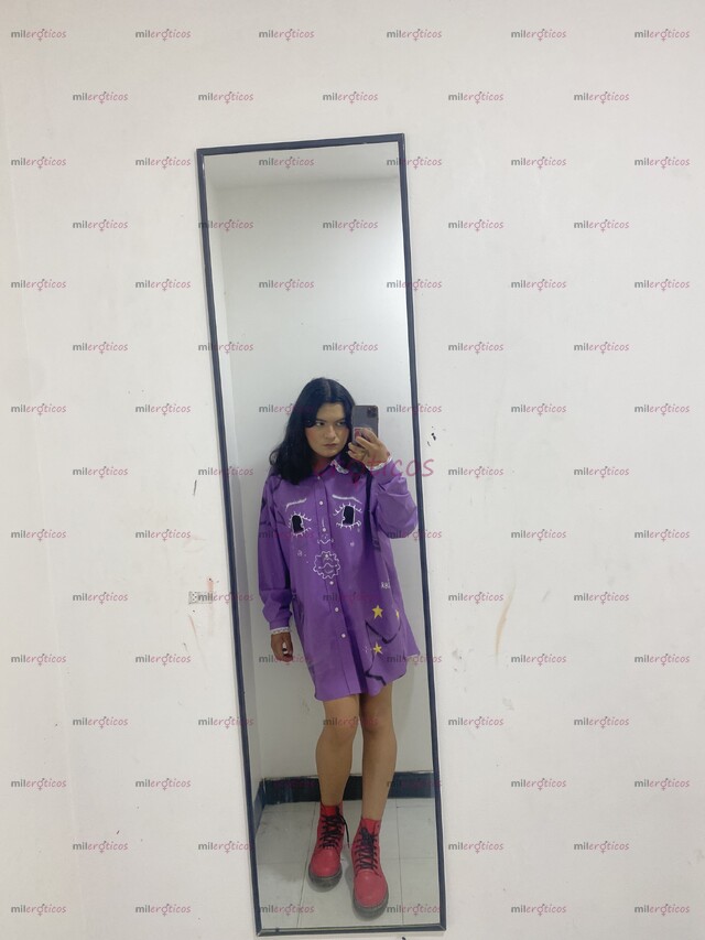 FOTOS DE MAESTRA DE INGLES TRAVESTI QUE LE ENCANTA TRAGAR LECHE