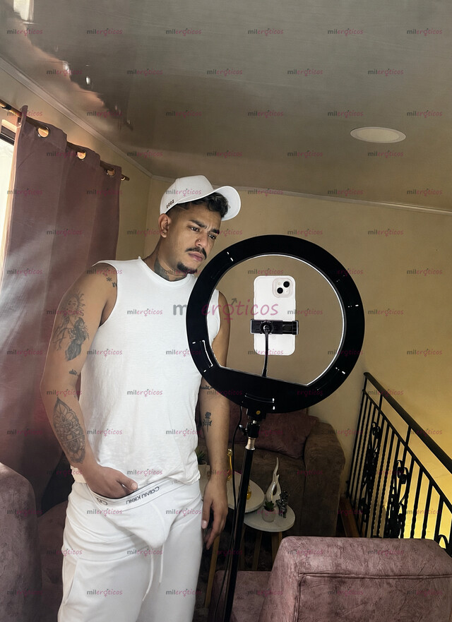 FOTOS DE SEBASTIÁN BISEXUAL POCOS DÍAS EN TU CIUDAD MORBOSO, DISPUESTO A COMPLACERTE
