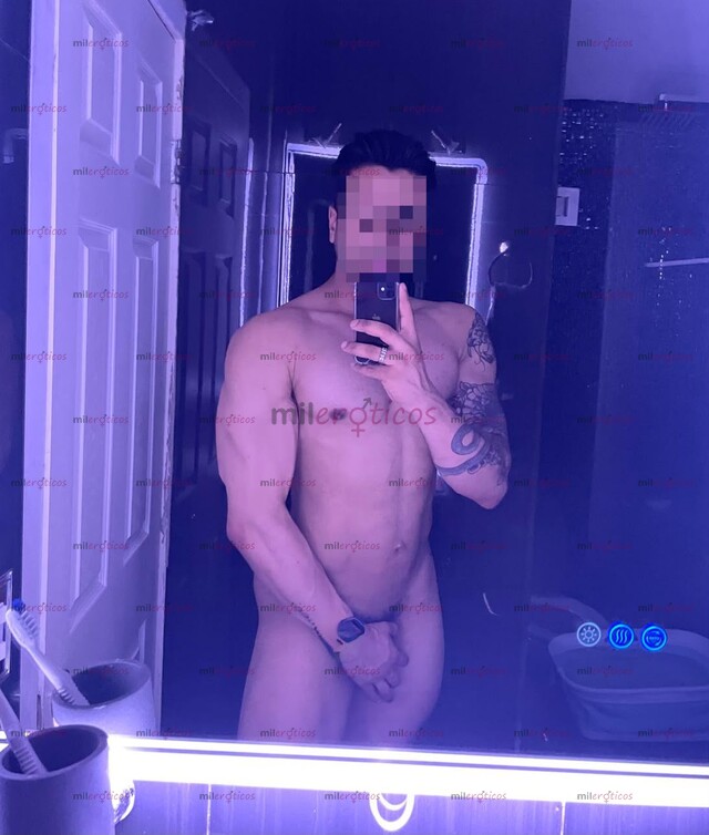 FOTOS DE RICHARD ESTA DE REGRESO PARA COMPLACERTE!!
