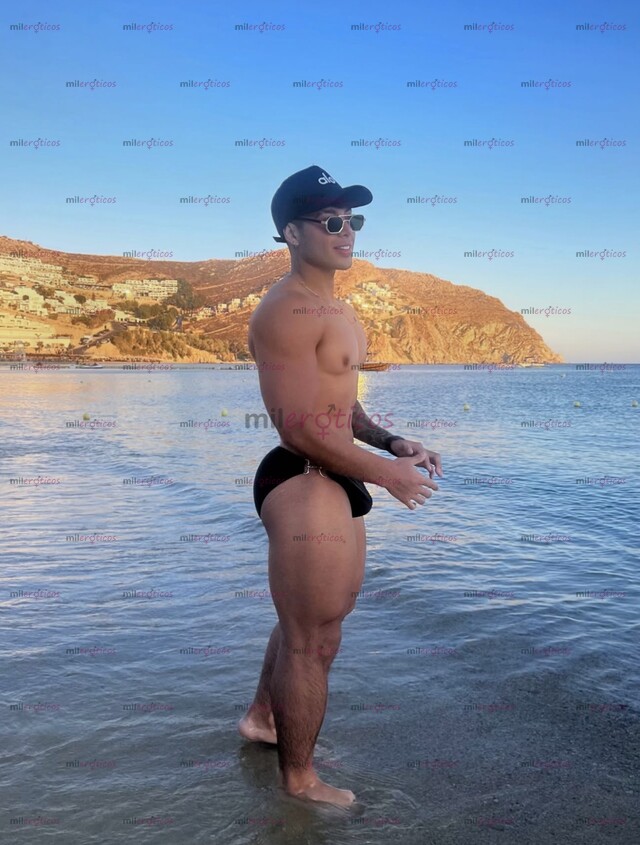 FOTOS DE COLOMBIANO, ATENTO, EDUCADO, VERSÁTIL Y CALIENTE BIEN DOTADO 22CM