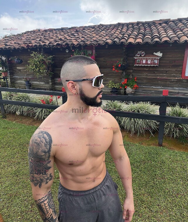 FOTOS DE COLOMBIANO ACTIVO VERGON 22 CM DE PLACER ,AMABLE ,DOMINANTE Y COMPLACIENTE !