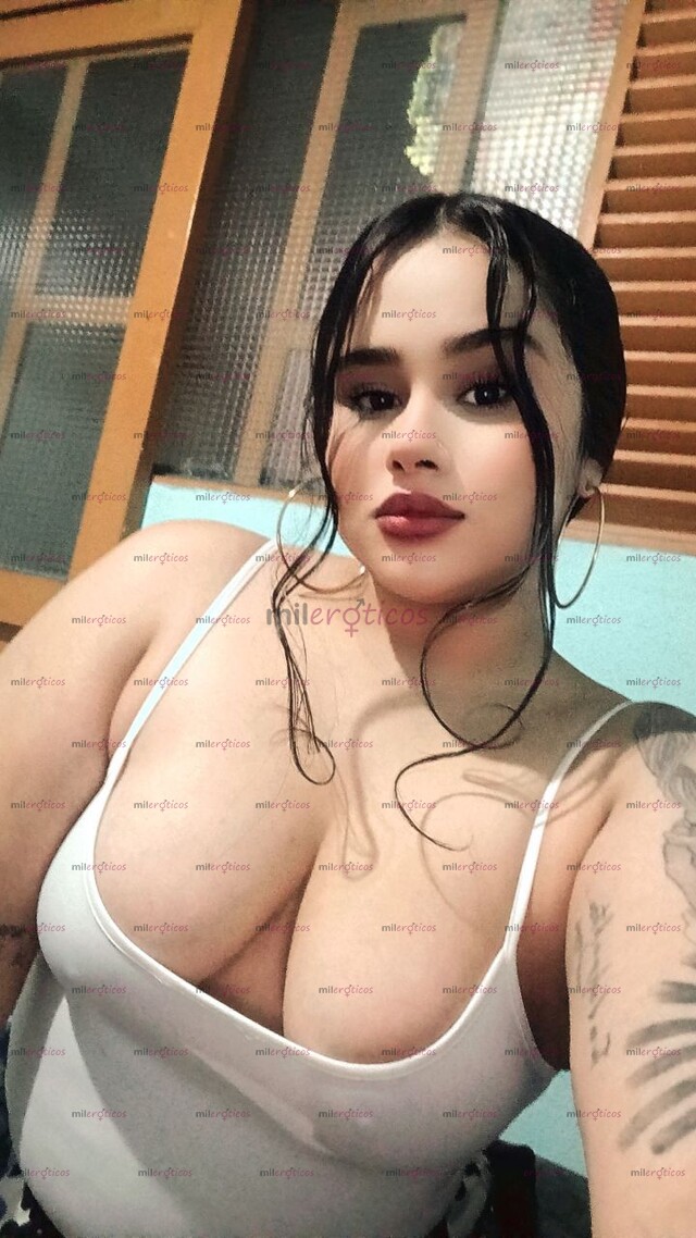 FOTOS DE HOLA AMORES UN GUSTO SOY ISAA UNA CHICA GORDITA Y BIEN LINDA.