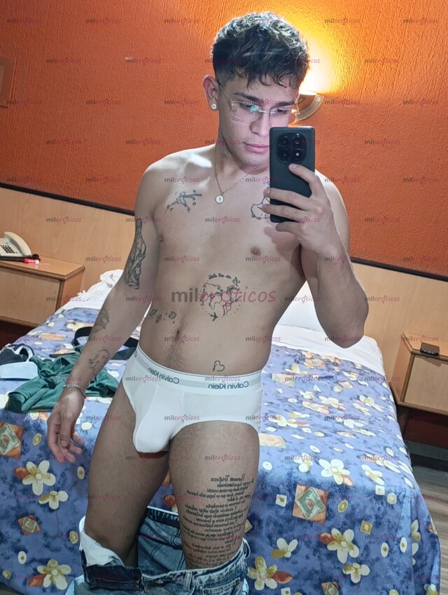 FOTOS DE MORRILLO DE 19 AÑOS LISTO PARA COMPLACERTE