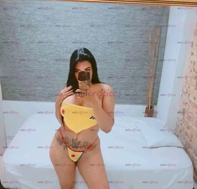 FOTOS DE CRISTINA, HERMOSA MUJER DE 30 AÑOS OPERADA CON CUERPAZO Y CON GANAS DE LECHITA
