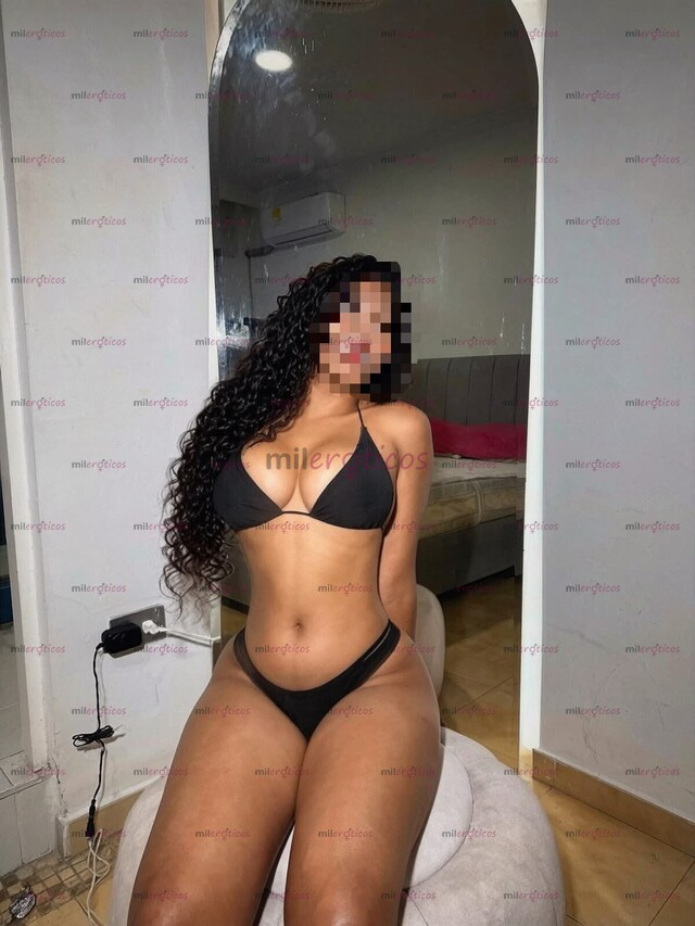 FOTOS DE SOY UNA MORENA TETONA DIVINA ME ENCANTA EL ANAL VEN Y LO PRUEBAS