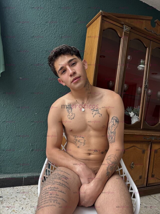 FOTOS DE MORRILLO DE 19 AÑOS LISTO PARA COMPLACERTE