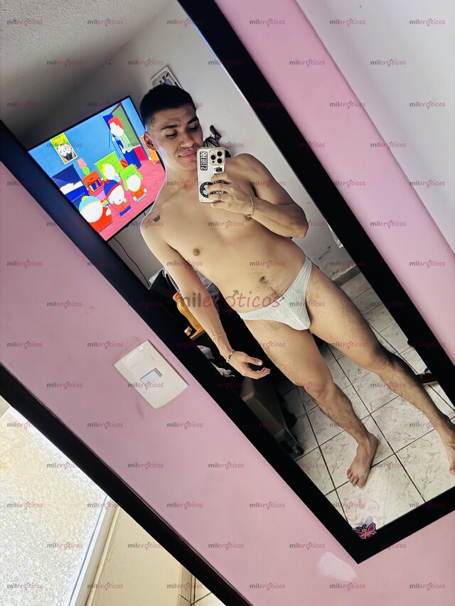 FOTOS DE PUSSY BOY PIERNAS DE VEDETTE BREED ME PLACER