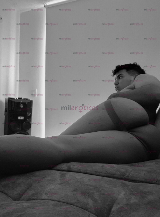 FOTOS DE HOLA, ME LLAMO RODERICK, SOY TU ACOMPAÑANTE. CON& 24 AÑOS& ESTOY AQUÍ PARA OFREC