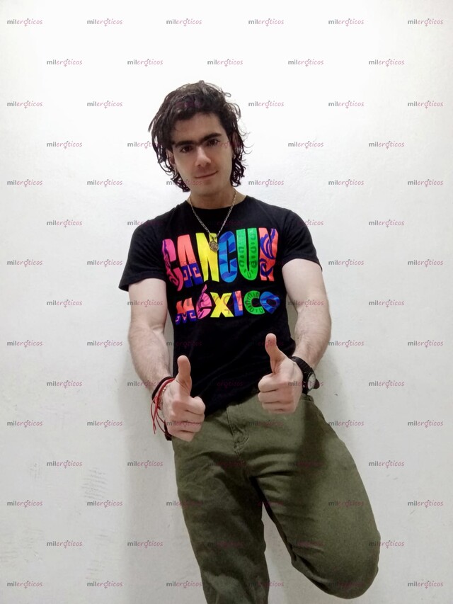 FOTOS DE GIGOLO A DAMAS ACOMPAÑANTE DISPONIBLE CONTÁCTAME AL 9993519275 DISPONIBLE
