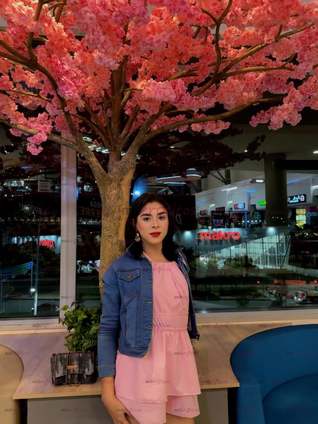 FOTOS DE SOY GISSELLE CHICA TRANS UBICADA EN CHAPINERO