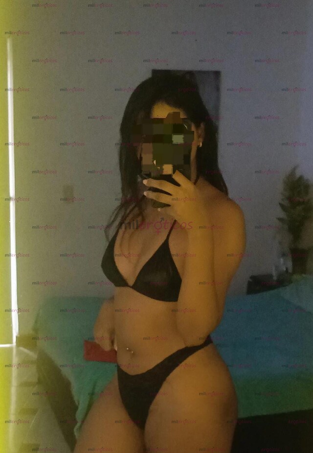 FOTOS DE CARIÑO MI HOMBRE ES SALOMÉ UNA LINDA MORENITA FLAQUITA DISPUESTA A COMPLACERTE