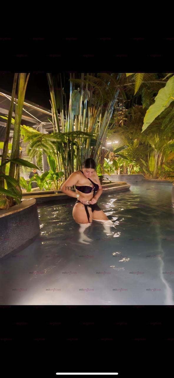 FOTOS DE MUJER CALIENTE EN BUSCA DE LUJURIA Y PLACER CON UNA GRAN COLA Y SENOS LINDOS