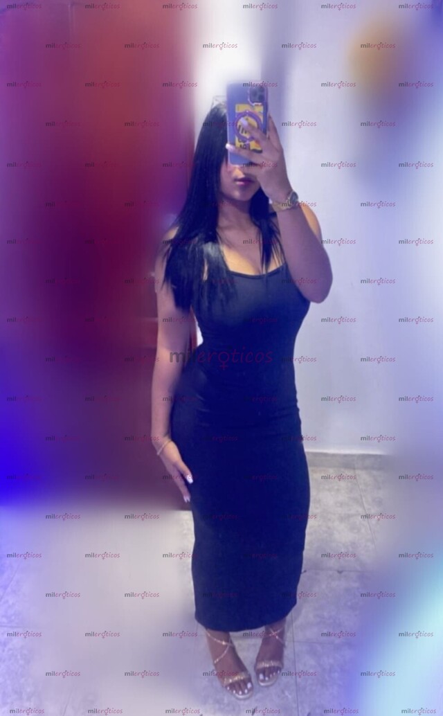 FOTOS DE HERMOSA TONIFICADA UNIVERSITARIA CON UN TOQUE DE DULSURA Y MUCHA PERVERSIDAD