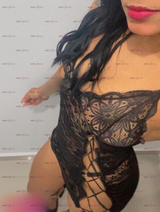 FOTOS DE HERMOSA TONIFICADA UNIVERSITARIA CON UN TOQUE DE DULSURA Y MUCHA PERVERSIDAD