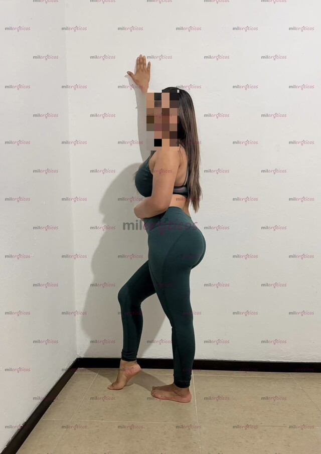 FOTOS DE DÉJATE CONSENTIR, SOY LYA DULCE, SUTIL Y ESPECIAL