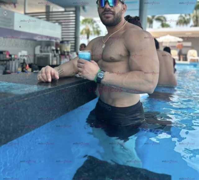 FOTOS DE HOLA, ME LLAMO ALEJANDRO. SOY UN CHICO LATINO QUE VINO A COMPLACERTE