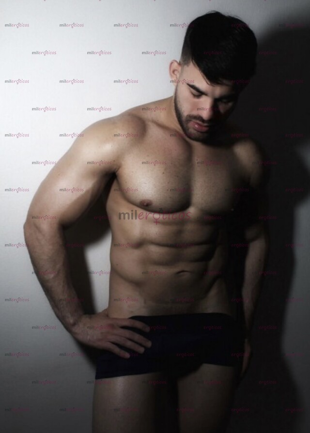 FOTOS DE HOLA, ME LLAMO ALEJANDRO. SOY UN CHICO LATINO QUE VINO A COMPLACERTE