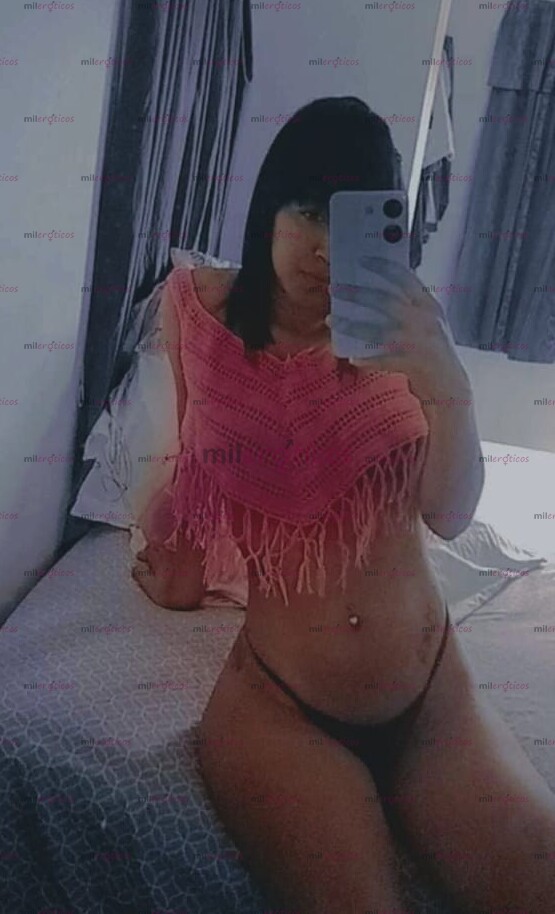 FOTOS DE HERMOSA MORENITA COLOMBIANA, DE PASO POR TU CIUDAD