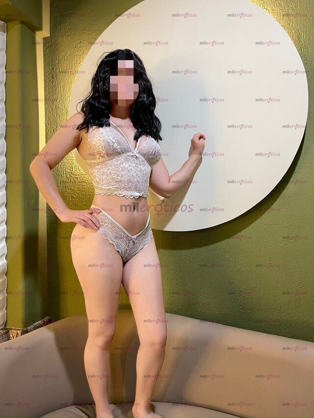 FOTOS DE SOY DIANA TENGO 19 AÑOS UNA CHAVITA DE TES BLANCA Y CARA FINA