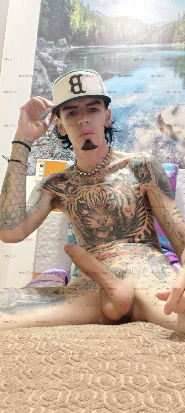 FOTOS DE FLACO ACTIVO BLANCO TATUADO MORBOSO VERGON