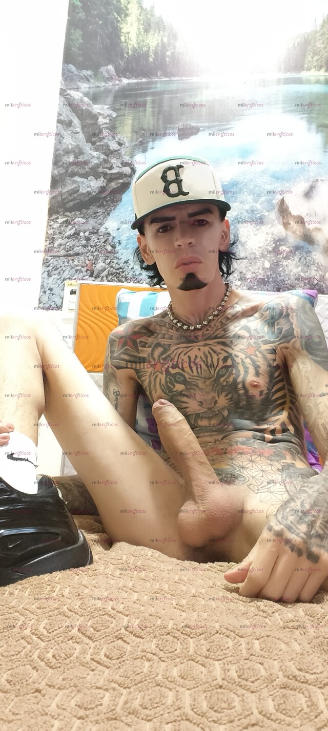 FOTOS DE FLACO ACTIVO BLANCO TATUADO MORBOSO VERGON