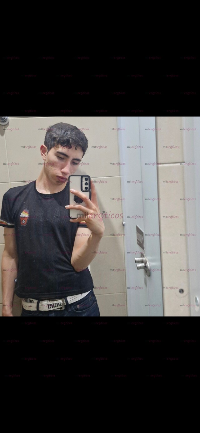 FOTOS DE PERRA VERSÁTIL UNIVERSITARIA CON GANAS DE MUCHO SEMEN