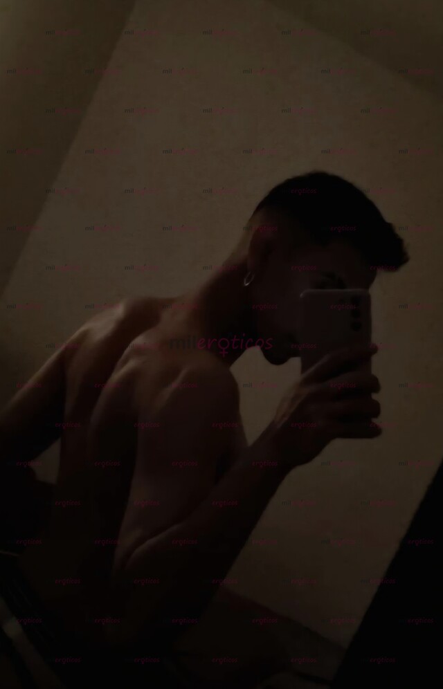 FOTOS DE FLACO COMPLACIENTE Y CARIÑOSO A DISPOSICIÓN