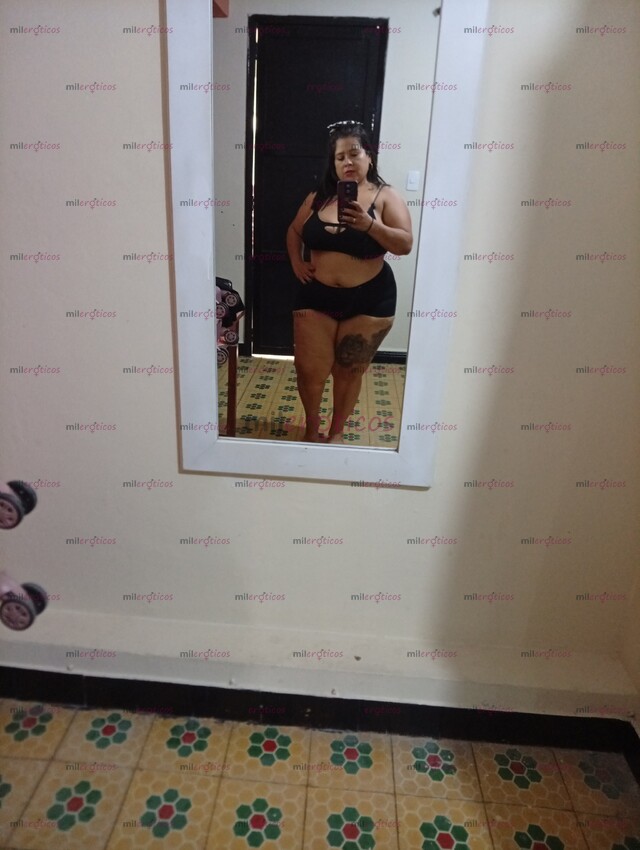FOTOS DE HERMOSA GORDITA BLANQUITA!!! MADURA ,BIEN ARRECHA Y CONPLACIENTE