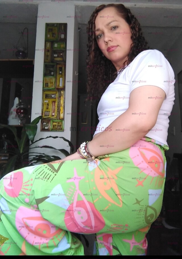 FOTOS DE ME GUSTA EL SEMEN ADENTRO !!..... VEN A PREÑARME BIEN RICO ....