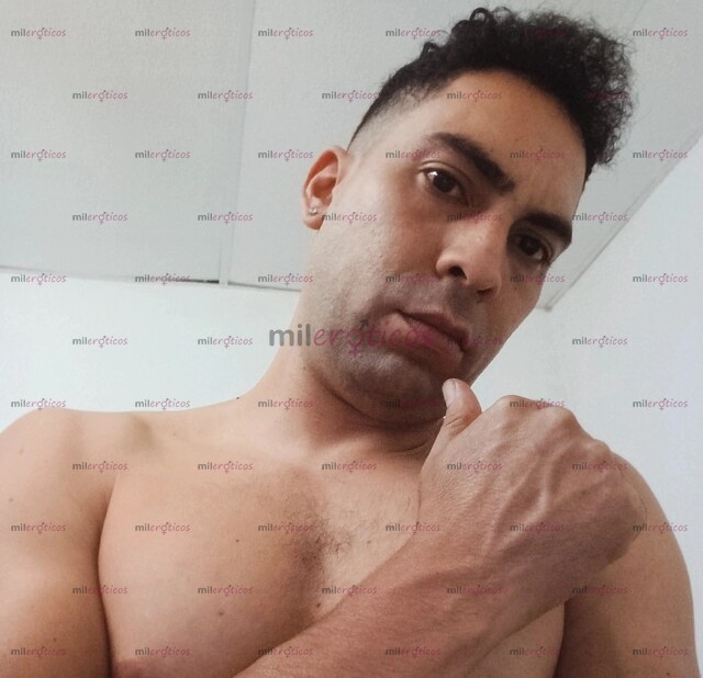 FOTOS DE ESTOY DISPONIBLE SOLO PARA MUJERES, COMPAÑÍA Y SEXO , OJO NO ATIENDO HOMBRES
