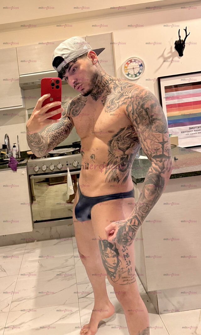 FOTOS DE COLÁGENO DE 21 AÑOS TATUADO ALTO Y LECHERO, VENTE Y TE LA ECHO TODO EN TU CULITO