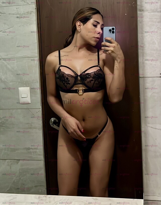 FOTOS DE LATINA , PIEL MORENA , MASAJISTA, FIESTERA ,SÚPER CALIENTE.