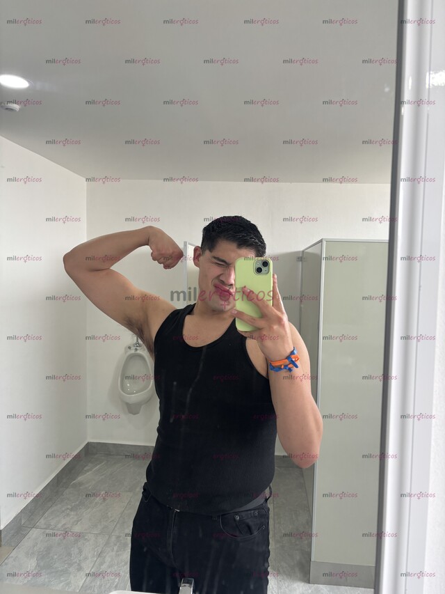 FOTOS DE CABRON GUAPO VERGON Y LECHERO LISTO PARA COMPLACERTE