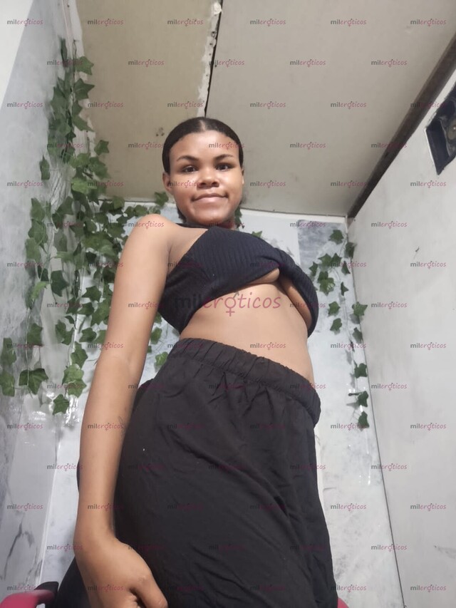 FOTOS DE SOY UNA NEGRA FOGOSA Y COMPLACIENTE LA NEGRITA RICA