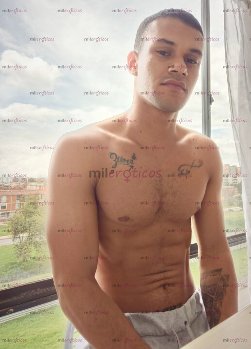 FOTOS DE HEY ACTIVO MASCULINO ARRECHO DOTADO Y MUY DOMINANTE