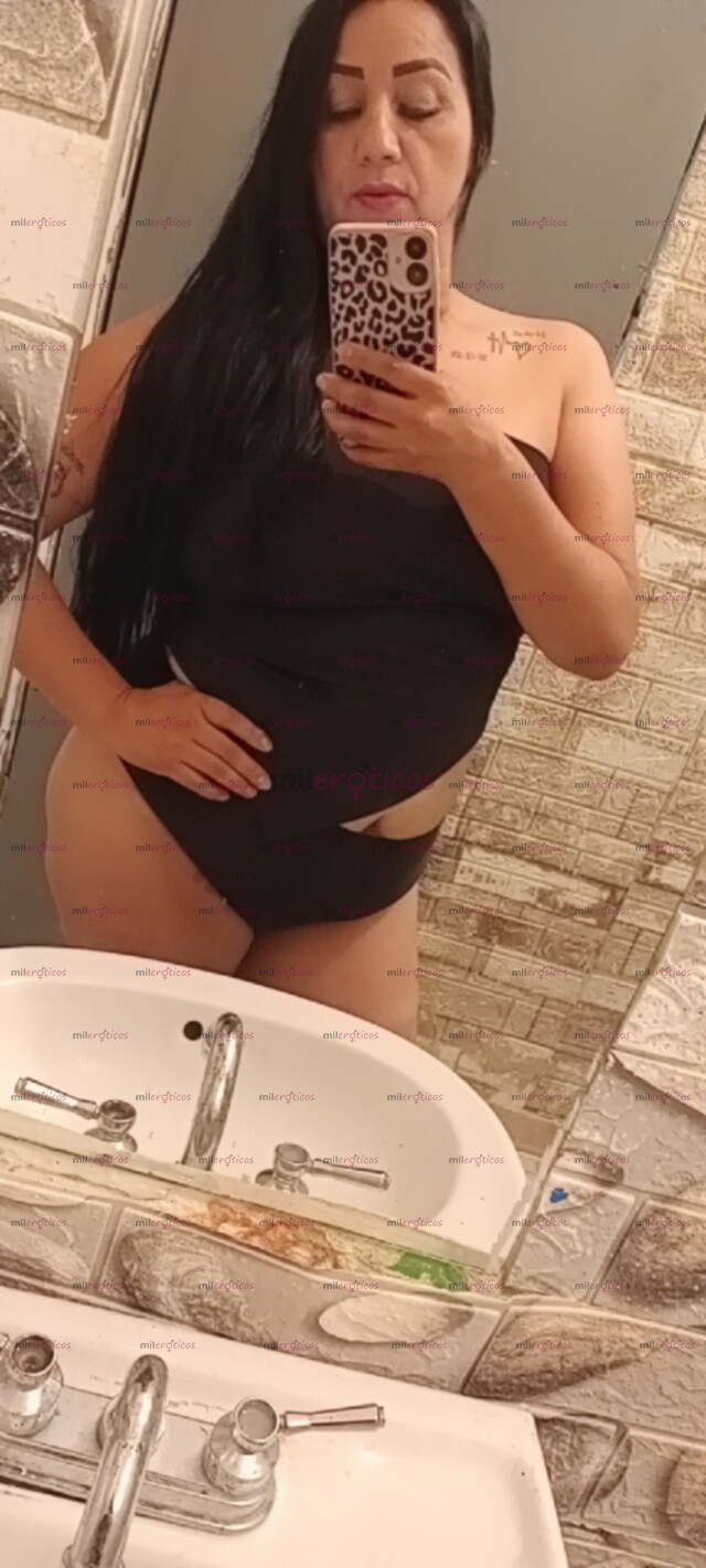 FOTOS DE YEGO TU HERMOSA MILF PELINEGRA NALGONA TETONA MUY COMPLACIENTE