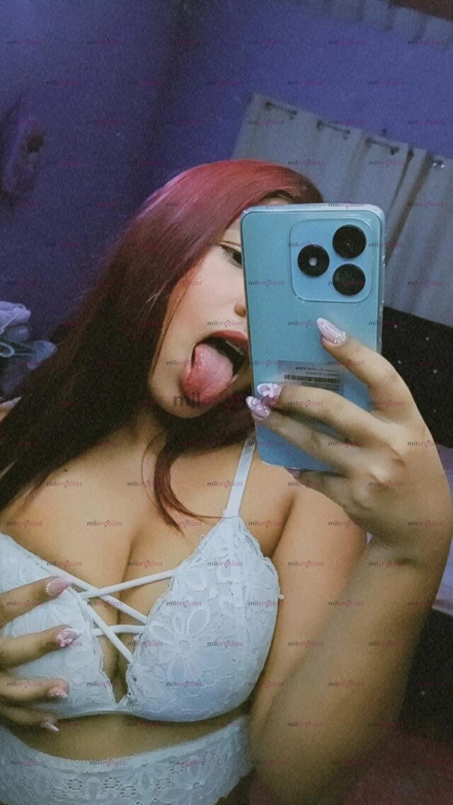FOTOS DE PERRITA CALIENTE, CON GANAS DE SACARTE TODA LA LECHE