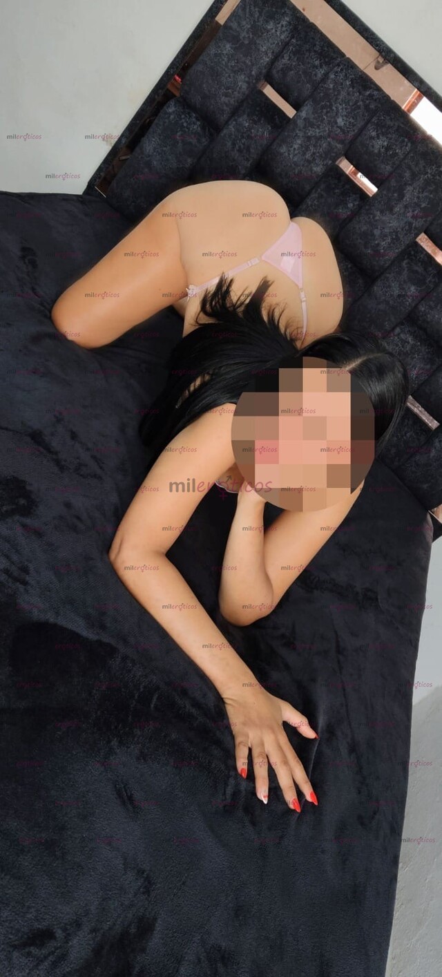 FOTOS DE KAREN HERMOSA FLACA PELVIS ESTRECHITA, ACTRIZ PORNO