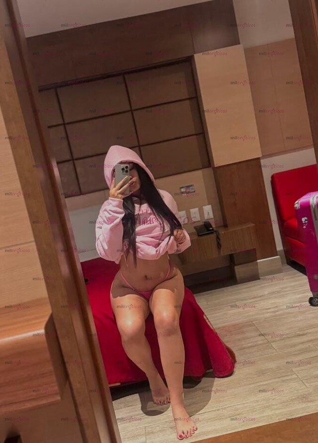 FOTOS DE CHICA PETIT MORENA VAGINITA PEQUEÑA TE HACE UN RICO ORAL