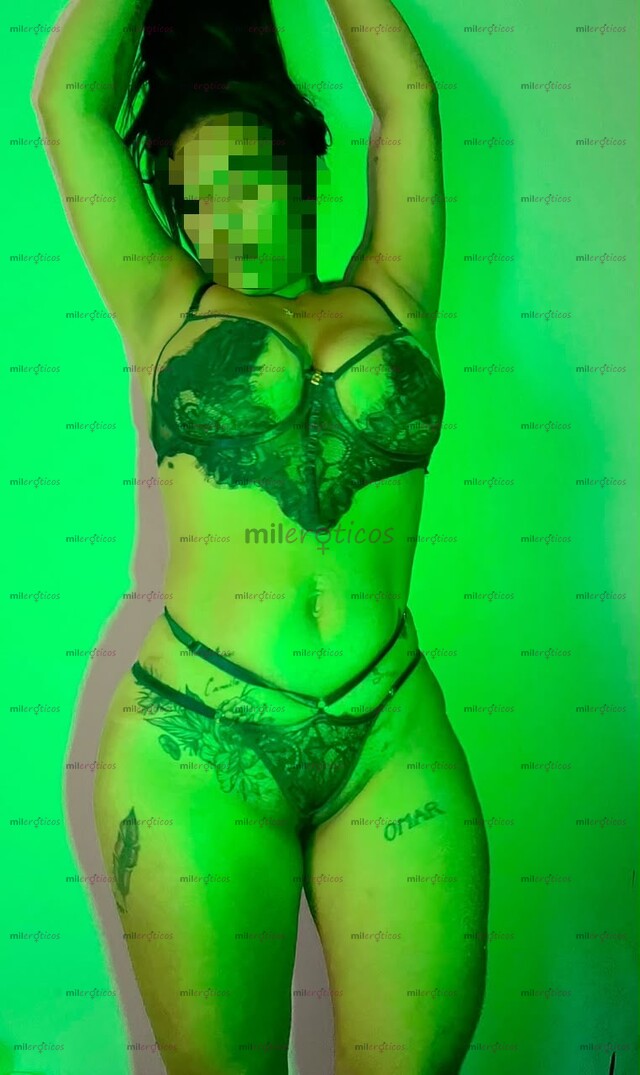 FOTOS DE HOLA LINDA Y HERMOSA NIÑA CON UNAS CURVAS DE INFARTO UNIVERSITARIA DISPONIBLE