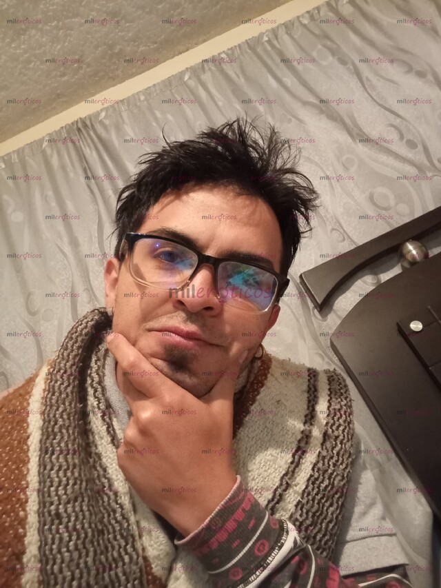FOTOS DE HIJO DEL CELULAR, DEL 92 . AQUÍ CUMPLIENDO EL SUEÑO