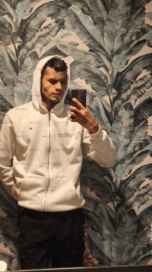 FOTOS DE CON SITIO, SOY ESCORT ACTIVO VERGON REAL, CREADOR DE CONTENIDO