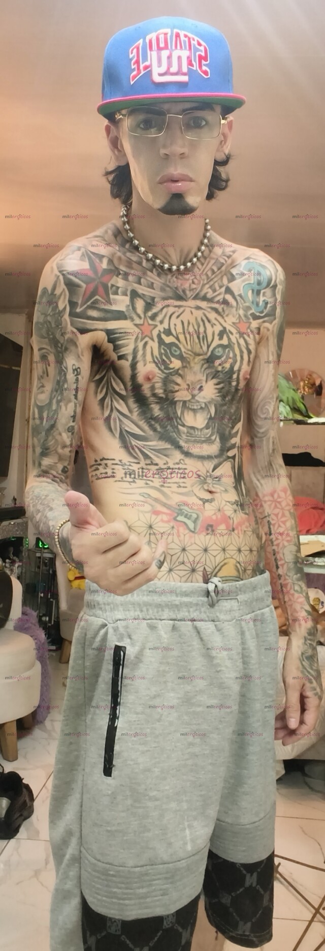 FOTOS DE FLACO ACTIVO VERGON TATUADO BLANCO MORBOSO SITIO