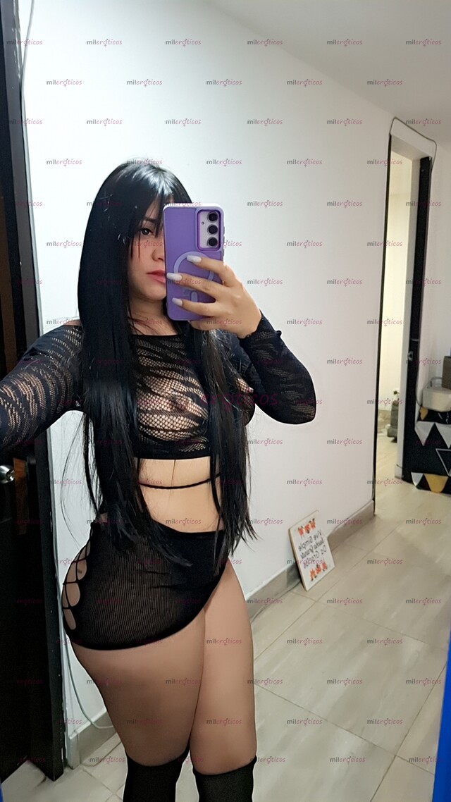 FOTOS DE LA MAS TOP YA EN RESTREPO!! BLANQUITA FLAQUITA Y TETAS NATURALES