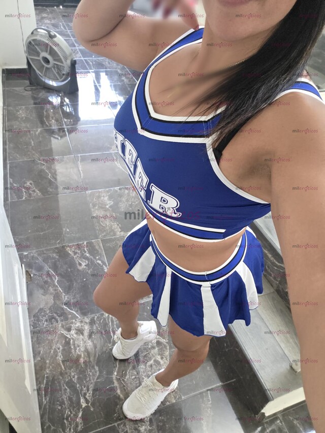 FOTOS DE MASAJES CHICA FITNES CUERPO NATURAL MASAJISTA CON CAMILLA EN MI DEPARTAMENTO