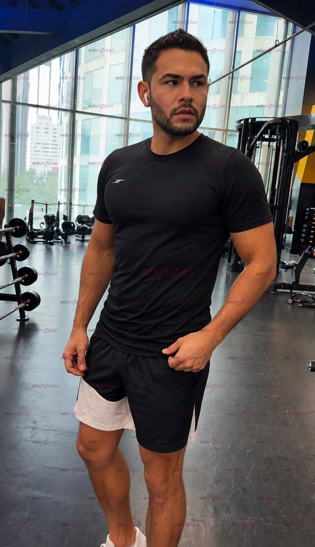 FOTOS DE 2 ESTAS BUSCANDO UN CHICO GUAPO, JOVEN... CON BUENA VERGA NO DUDES E